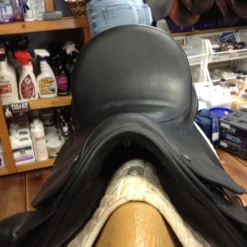 County Fusion Springtree Dressage Saddle - 17.5" 12 County Fusion Springtree Dressage Saddle - 17.5" -Equestrian Supplies Store CountyFusion175 5