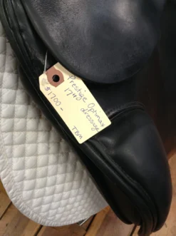 Prestige Dressage Saddle - 17" -Equestrian Supplies Store IMG 3962 scaled