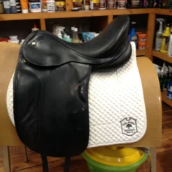 Prestige Dressage Saddle - 17"