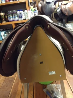 Antares Evolution Wide Tree Jump Saddle - 17" -Equestrian Supplies Store IMG 4138 scaled