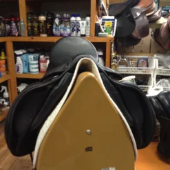Kingsley Dressage Saddle -17.5" - SOLD -Equestrian Supplies Store IMG 4233