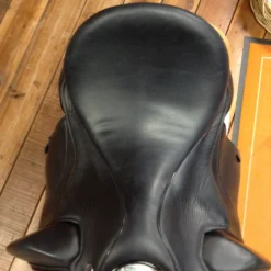 Tota Freedom Pro Dressage Saddle -18" -Equestrian Supplies Store IMG 4240