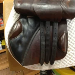 Stubben Roxane Jump Saddle - 17.5" -Equestrian Supplies Store IMG 4328