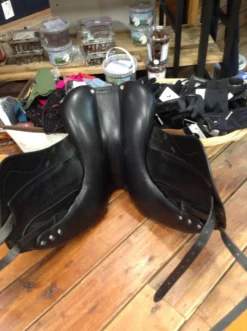 CWD SEO5 2015 Dressage Saddle - 18" -Equestrian Supplies Store IMG 4428 scaled