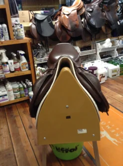 Prestige Archimede 2 Jump Saddle - 16" -Equestrian Supplies Store IMG 4496 scaled