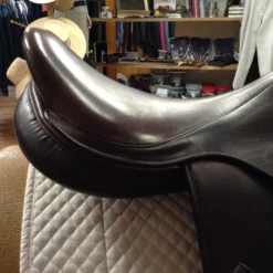 M Toulouse Marielle Monoflap Eventing - 18" -Equestrian Supplies Store IMG 4733