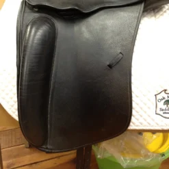 SOLD County Perfection Dressage Saddle - 17.5" SOLD -Equestrian Supplies Store IMG 4818