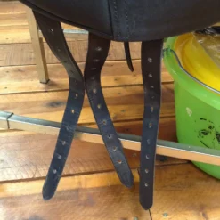 Albion SLK Dressage Saddle - 17.5" -Equestrian Supplies Store IMG 4891