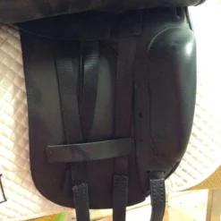 Albion SLK Dressage Saddle - 17.5" -Equestrian Supplies Store IMG 4899