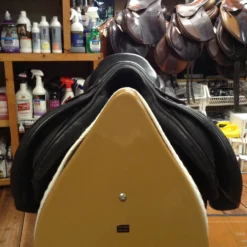 County Solution Jump Saddle - 17.5" -Equestrian Supplies Store IMG 4944