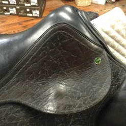 County Solution Jump Saddle - 17.5" -Equestrian Supplies Store IMG 4946