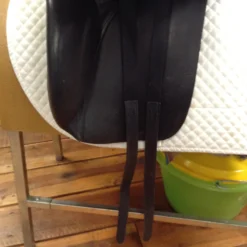 2020 Stubben 1894 Dressage Saddle - 17.5" -Equestrian Supplies Store IMG 4974