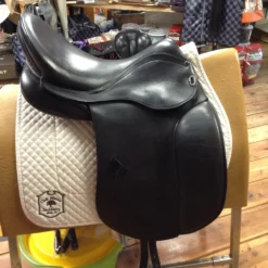 2020 Stubben 1894 Dressage Saddle - 17.5" -Equestrian Supplies Store IMG 4977