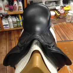 George Gullikson Dressage Saddle - 17.5" -Equestrian Supplies Store IMG 4994