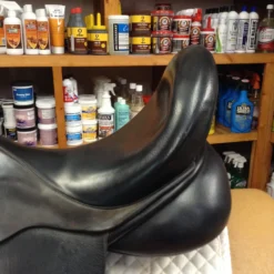 Cardanel Dressage Saddle - 17.5" -Equestrian Supplies Store IMG 5040