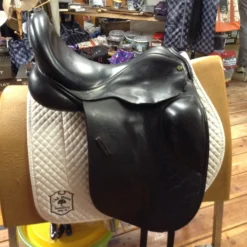 Cardanel Dressage Saddle - 17.5" -Equestrian Supplies Store IMG 5046