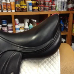 Equipe EK-GO Jump Saddle - 17.5" -Equestrian Supplies Store IMG 5056