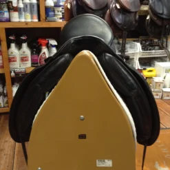 Albion Platinum Ultima Dressage Saddle - 17.5" -Equestrian Supplies Store IMG 5078