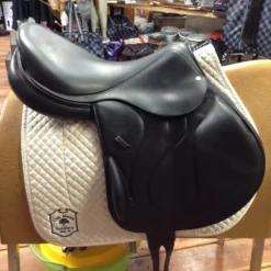 2012 Devoucoux Chiberta Monoflap - 18" -Equestrian Supplies Store IMG 5127