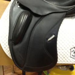 SOLD - Custom Saddlery Wolfgang Solo Dressage Saddle - 18" -Equestrian Supplies Store IMG 5139