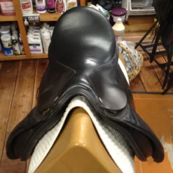 Cliff Barnsby Dressage Saddle Anky Bonfire - 17.5" -Equestrian Supplies Store IMG 5175