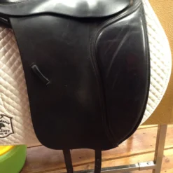 Cliff Barnsby Dressage Saddle Anky Bonfire - 17.5" -Equestrian Supplies Store IMG 5180