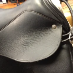 Custom Saddlery Revolution Dressage Saddle - 17" -Equestrian Supplies Store IMG 5257