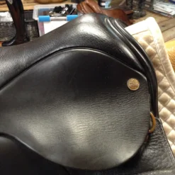Ideal Dressage Saddle - 17" -Equestrian Supplies Store image 236a6883 c248 4556 a123 dfefa085d317