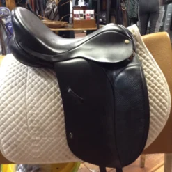 Ideal Dressage Saddle - 17" -Equestrian Supplies Store image 58d7fa1a 0e91 4f9c b5fd 9fa90c3362e8